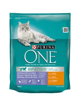 PURINA ONE Gato Pelaje & Bolas de Pelo rico en Pollo y Cereales Integrales 800g